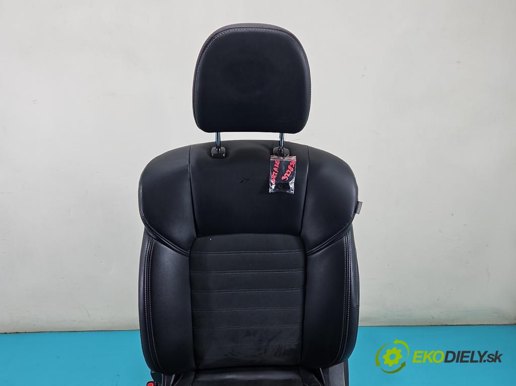 Mitsubishi Outlander III 2012-2022 2.4 135 HP automatic 99 kW 2360 cm3 5- sedačke: komplet