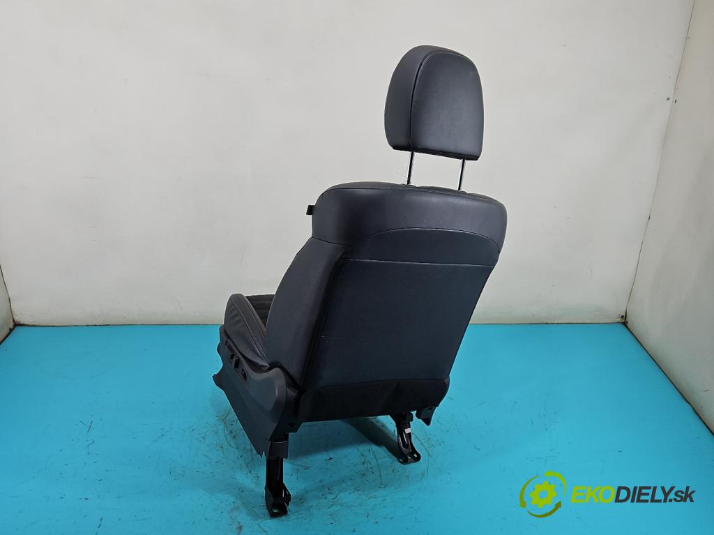 Mitsubishi Outlander III 2012-2022 2.4 135 HP automatic 99 kW 2360 cm3 5- sedačke: komplet