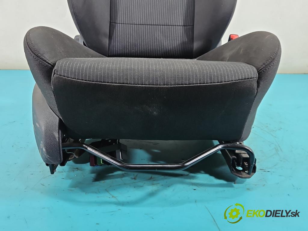 Ford Mondeo Mk4 2007-2014 2.0 tdci 131 HP automatic 96 kW 1997 cm3 5- Sedačka pravý  (Sedadlo)