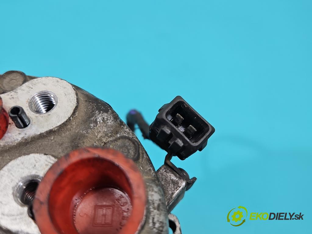 Vw Golf IV 1997-2003 1.8 20V 125 HP manual 92 kW 1781 cm3 5- Kompresor: klimatizácie 1J0820803A (Kompresor klimatizácie)