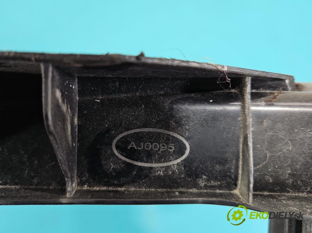 Audi A4 B6 2000-2004 1.9 tdi 131 HP manual 96 kW 1896 cm3 4- chladič voda:  (Chladič vody)