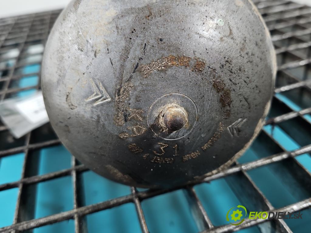 Citroen C5 I 2001-2008 2.0 hdi 109 hp manual 80 kW 1997 cm3 5- tlumič zadní pravý  (Tlumič zadní pravý)