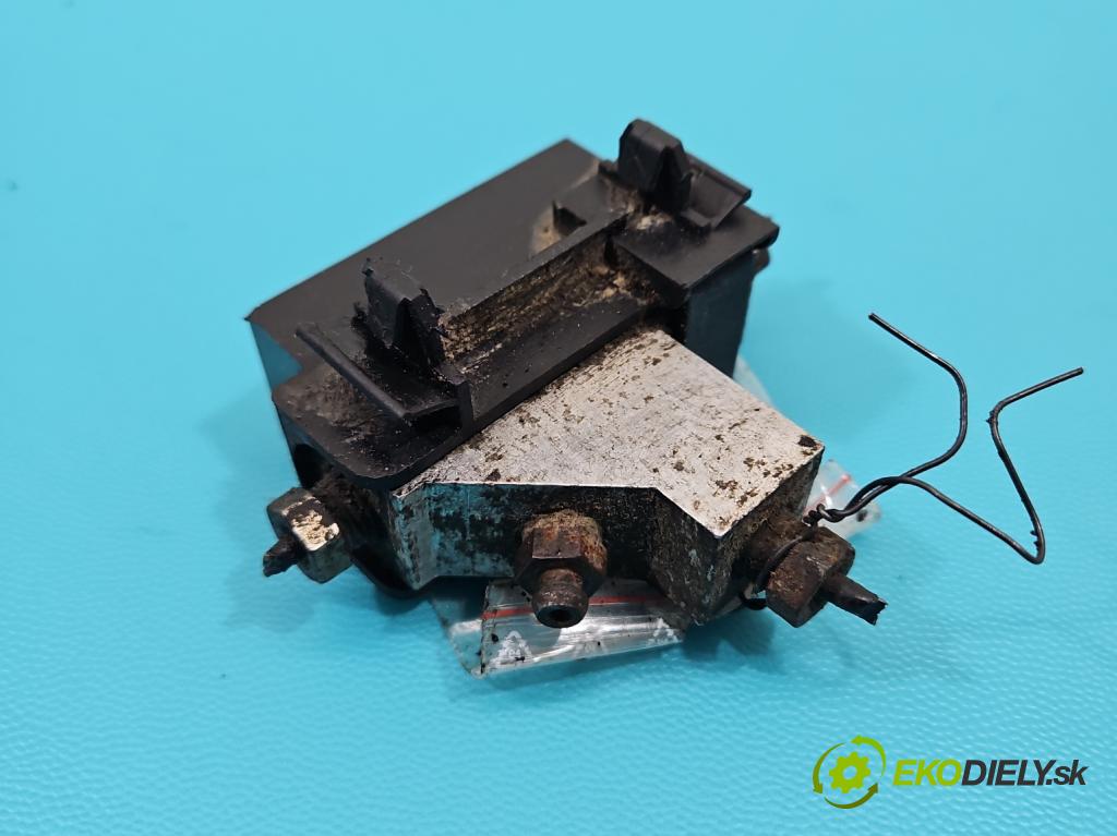 Citroen C5 I 2001-2008 2.0 hdi 109 hp manual 80 kW 1997 cm3 5- Distributor: 