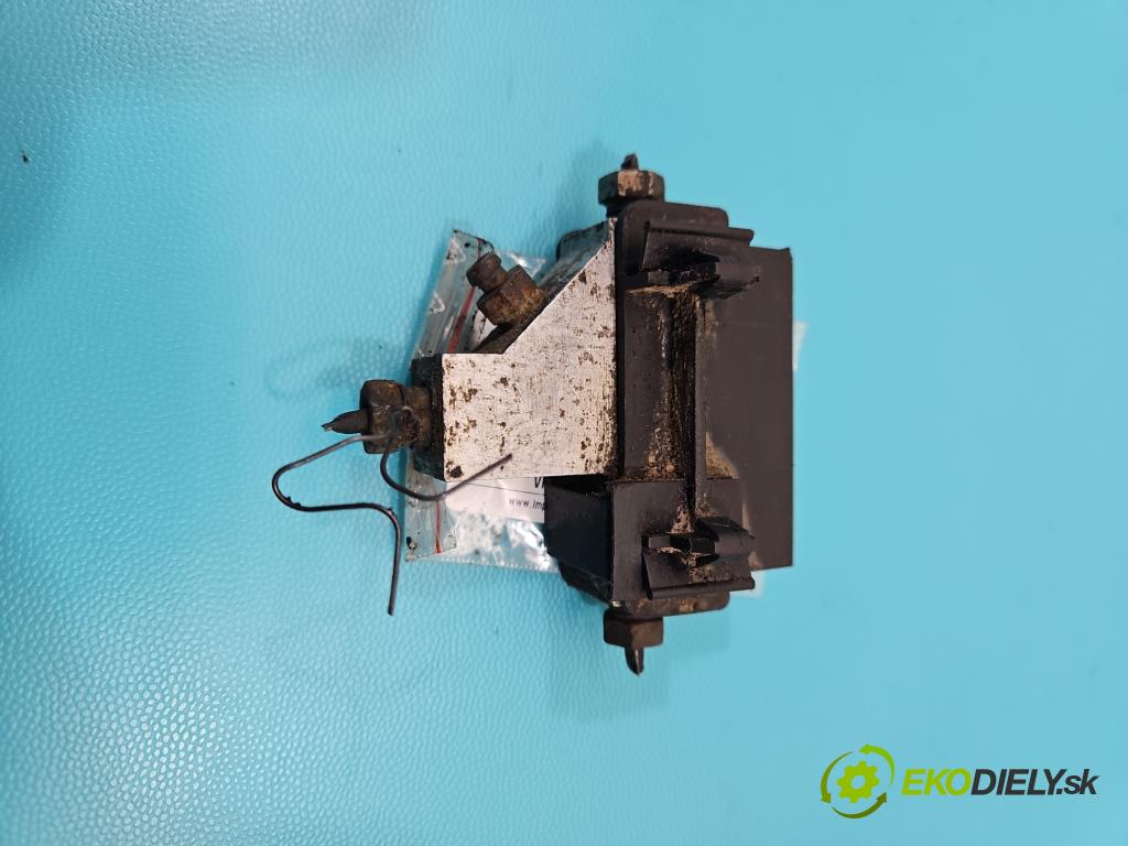 Citroen C5 I 2001-2008 2.0 hdi 109 hp manual 80 kW 1997 cm3 5- Distributor: