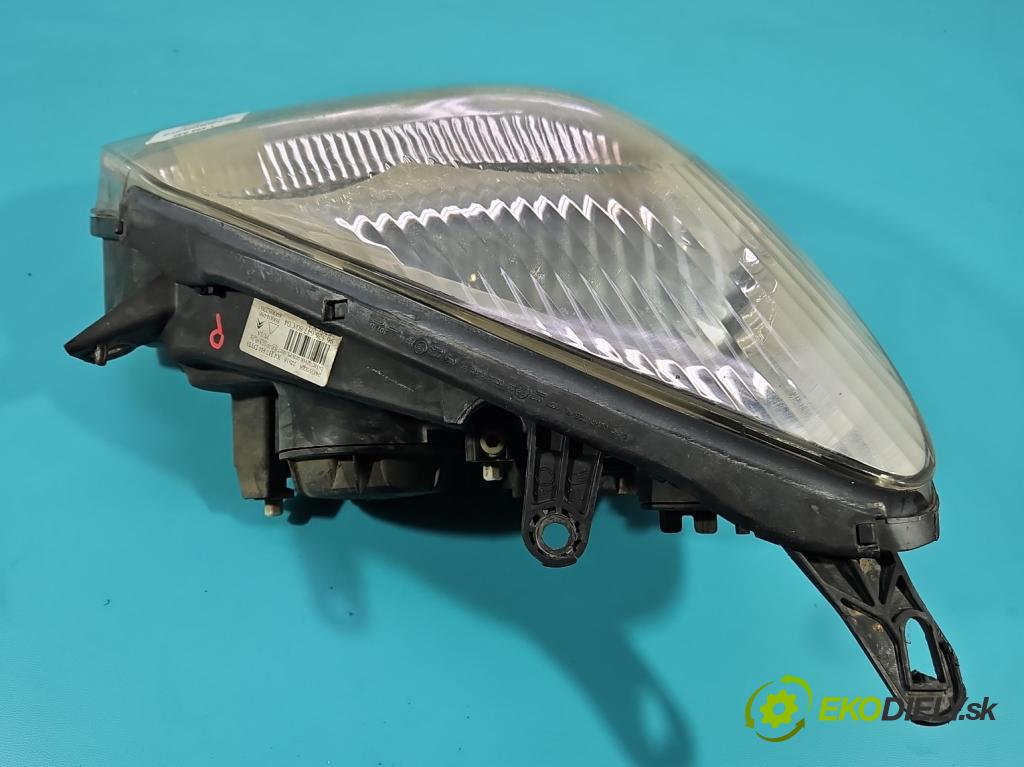 Citroen C5 I 2001-2008 2.0 hdi 109 HP manual 80 kW 1997 cm3 5- Reflektor: pravý 9632664780 (Svetlo predné pravé)