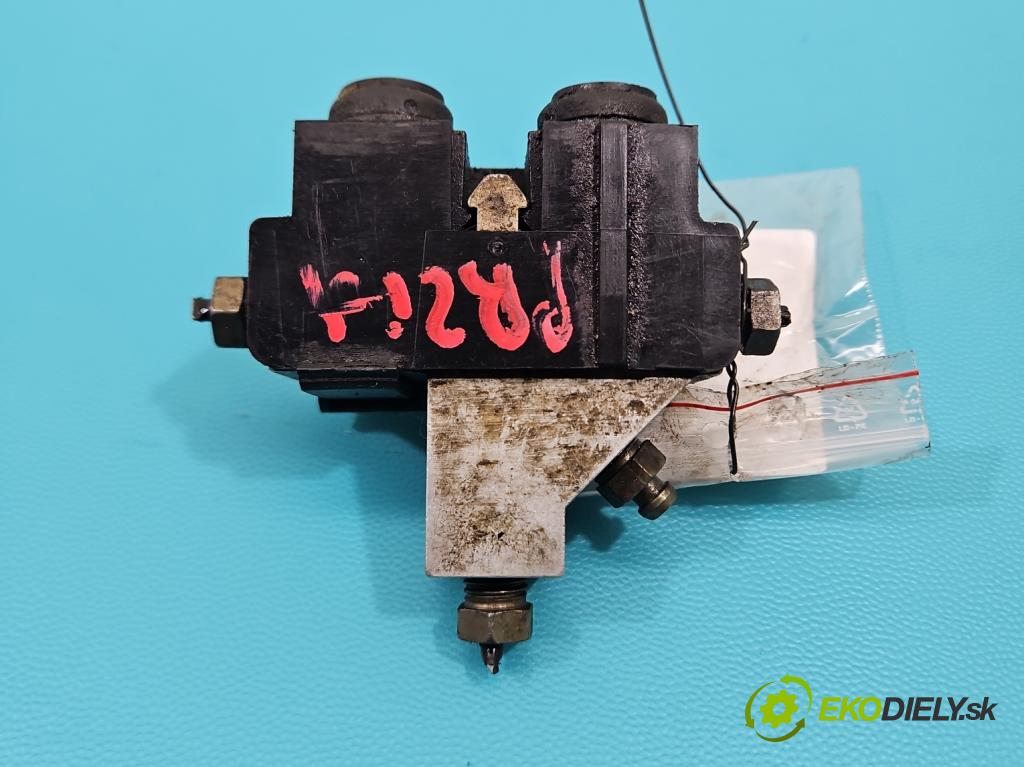 Citroen C5 I 2001-2008 2.0 hdi 109 hp manual 80 kW 1997 cm3 5- Distributor: