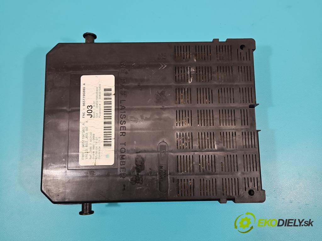 Citroen C5 I 2001-2008 2.0 hdi 109 HP manual 80 kW 1997 cm3 5- riadiaca jednotka motora 0281011524