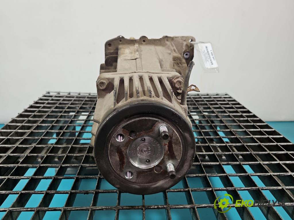 Jeep Patriot 2006-2017 2.4 16V 175 HP automatic 129 kW 2359 cm3 5- Most: zadní: P3501A058