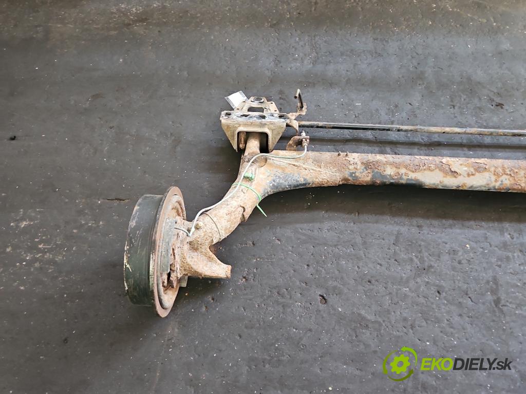 Audi 80 B4 1991-1994 2.0 90 hp manual 66 kW 1984 cm3 4- zadní výztuha  (Zadní výztuha)