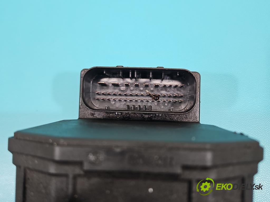Vw Passat B5 1995-2005 1.9 tdi 131 HP manual 96 kW 1896 cm3 4- čerpadlo abs 0265225124 (Pumpa ABS)