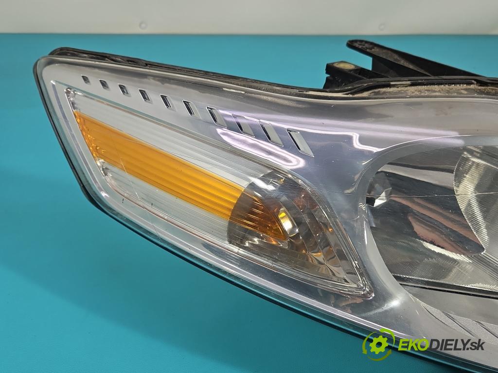 Ford Mondeo Mk4 2007-2014 2.0 tdci 131 HP automatic 96 kW 1997 cm3 5- Reflektor: pravý 7S71-13W029-AF (Svetlo predné pravé)