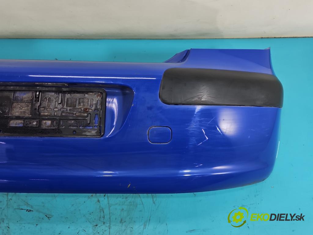 Peugeot 307 1.4 16V 88 HP manual 65 kW 1360 cm3 5- nárazník zadné  (Kľučka dverí ostatné)