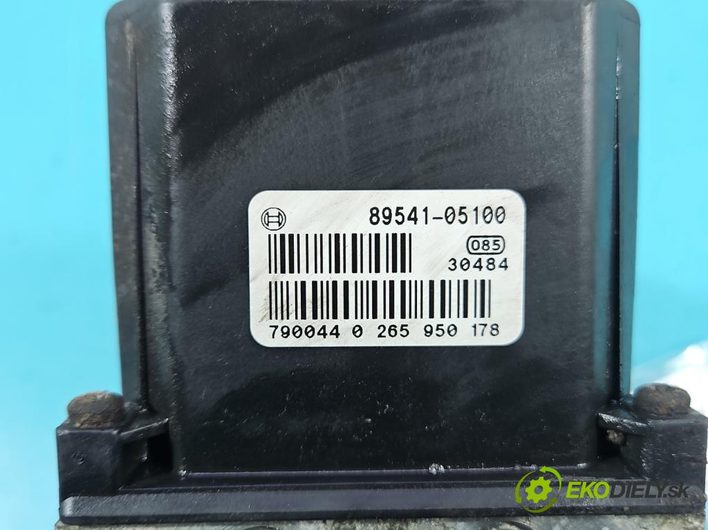 Toyota Avensis II T25 2003-2008 2.0 D4D 126 hp manual 93 kW 1998 cm3 5- čerpadlo abs 0265950178 (Pumpa ABS)