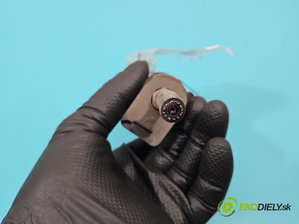 Audi A6 C7 2011-2018 3.0 TDI 313 HP automatic 230 kW 2967 cm3 5- pompa palivo webasto 22454401 (Webasto (nezávislé kúrenie))