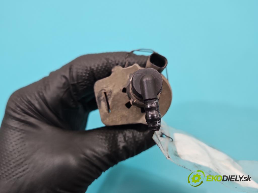 Audi A6 C7 2011-2018 3.0 TDI 313 HP automatic 230 kW 2967 cm3 5- pompa palivo webasto 22454401 (Webasto (nezávislé kúrenie))