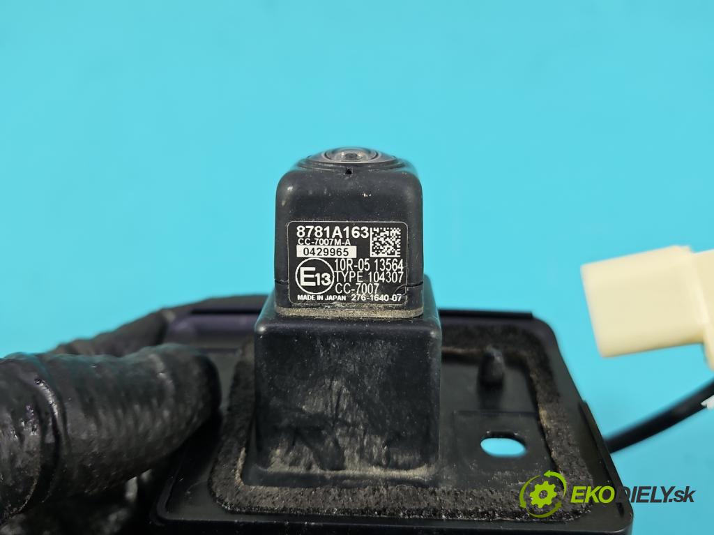 Mitsubishi Outlander III 2012-2022 2.4 135 HP automatic 99 kW 2360 cm3 5- Kamera cúvania 8781A163