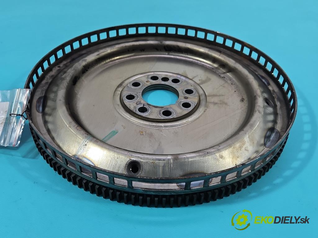 Mercedes E W213 2016-2023 2.0 CDI 194KM: automatic 143 kW 1950 cm3 5- koleso hojdačka:  (Zotrvačník)