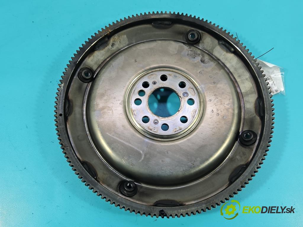 Mercedes E W213 2016-2023 2.0 CDI 194KM: automatic 143 kW 1950 cm3 5- koleso hojdačka:  (Zotrvačník)