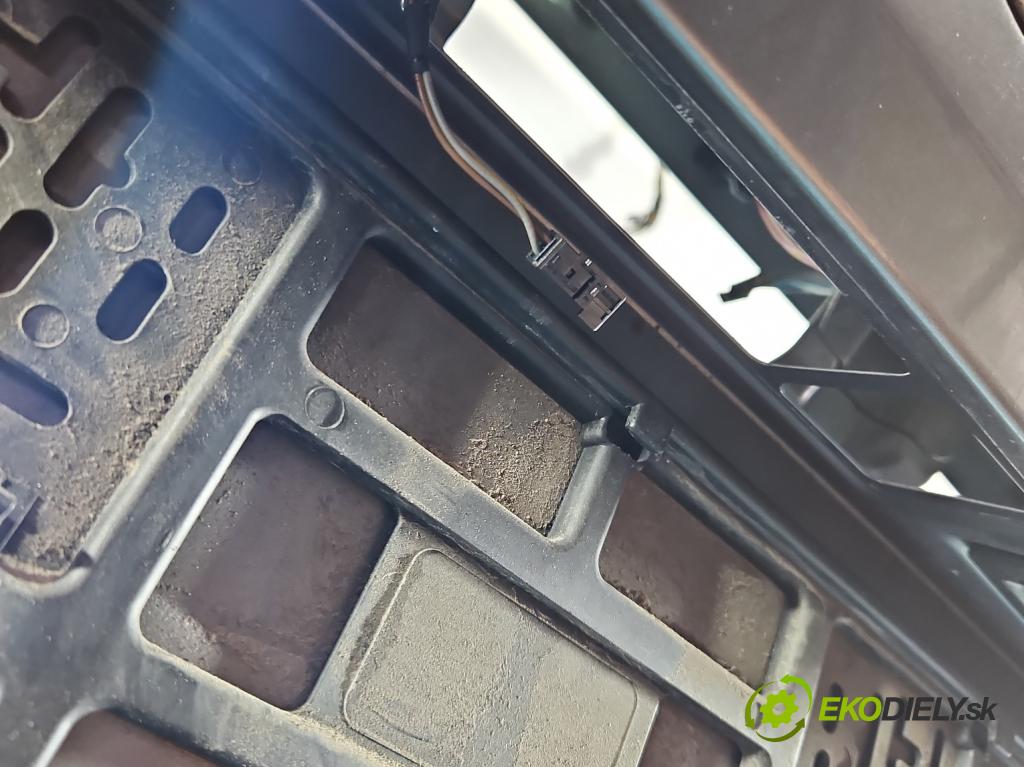 Bmw 5 F10 2010-2017 2.0d 218 hp automatic 160 kW 1995 cm3 5- zadní kufrové dveře  (Zadní kapota (kufr))