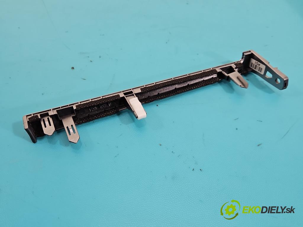 Hyundai Elantra VI 2015-2020 1.6 16V 128 hp manual 93.8 kW 1591 cm3 4- lišta ozdobná interiéry: 84790-F2AAG