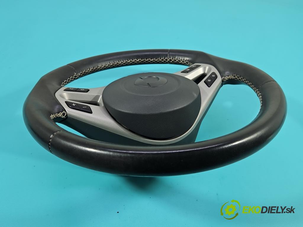 Smart Forfour I 2004-2006 1.3 16V 95 HP manual 70 kW 1332 cm3 5- volant  (Volant)