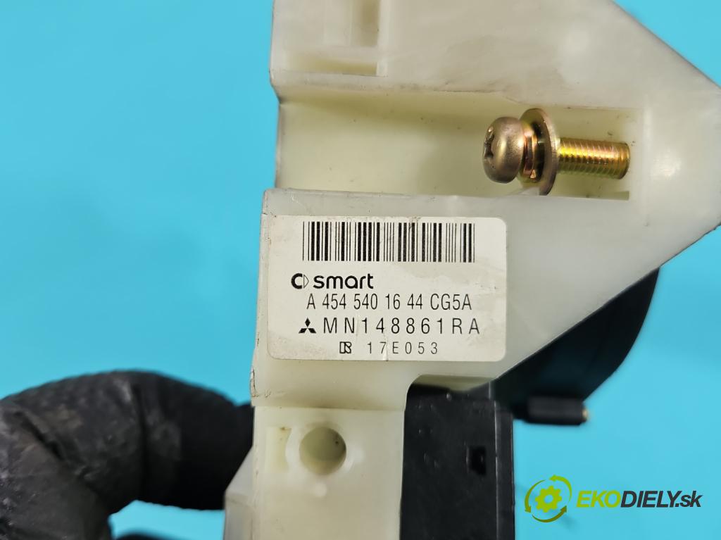Smart Forfour I 2004-2006 1.3 16V 95 HP manual 70 kW 1332 cm3 5- prepínač komplex: 0265005504 (Prepínacie páčky pod volantom)