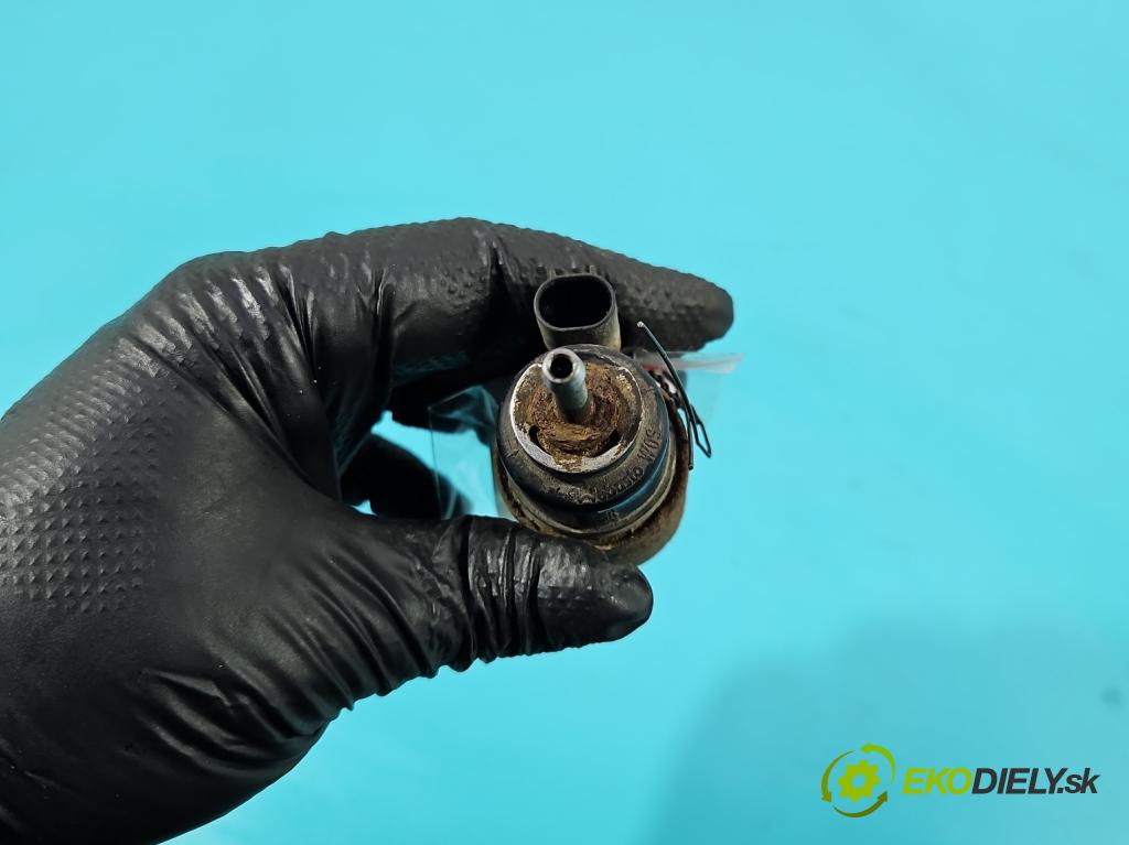 Bmw 5 F10 2010-2017 2.0d 218 hp automatic 160 kW 1995 cm3 5- čerpadlo paliva webasto  (Webasto (nezávislé topení))