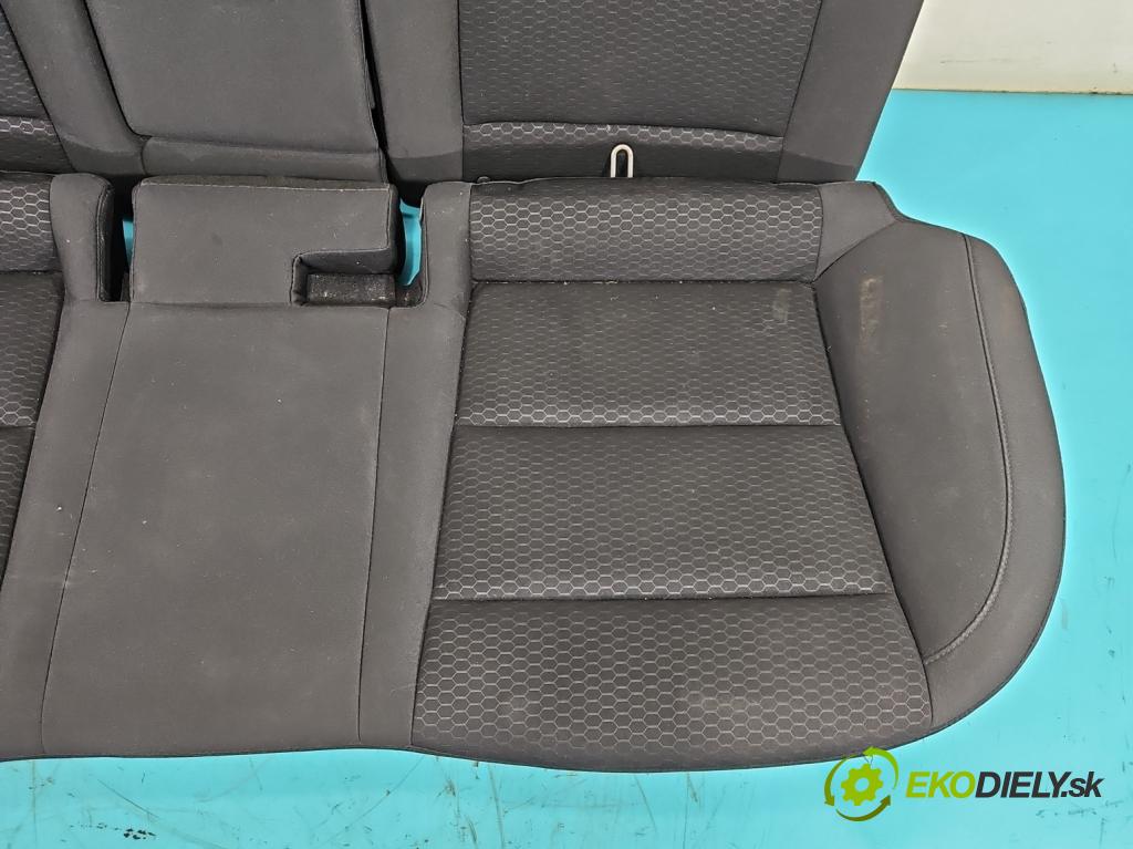 Hyundai Elantra VI 2015-2020 1.6 16V 128 HP manual 93,8 kW 1591 cm3 4- Pohovka: zadné  (Sedadlo)