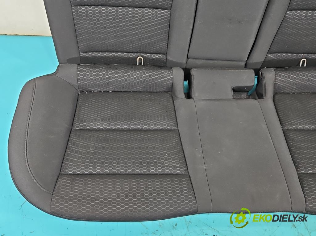 Hyundai Elantra VI 2015-2020 1.6 16V 128 HP manual 93,8 kW 1591 cm3 4- Pohovka: zadné  (Sedadlo)