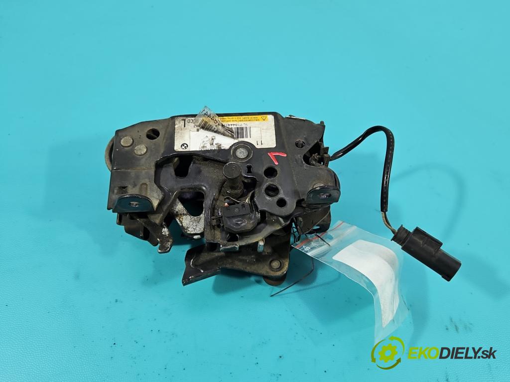Bmw 5 F10 2010-2017 2.0d 218 HP automatic 160 kW 1995 cm3 5- zámok kapoty 74584441