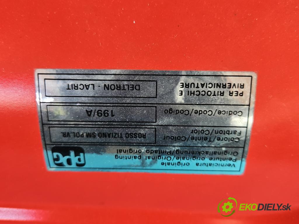 Fiat Seicento 0.9 39 hp manual 29 kW 899 cm3 3- zadní kufrové dveře  (Zadní kapota (kufr))