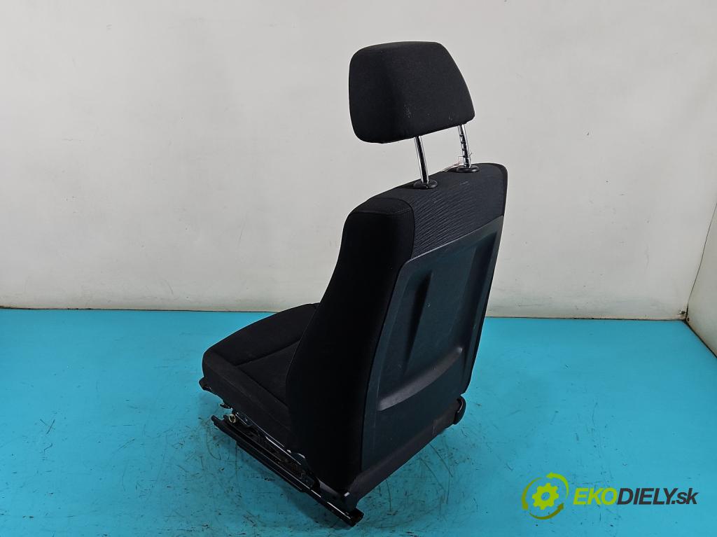 Bmw X1 E84 2009-2015 2.0d 143 HP automatic 105 kW 1995 cm3 5- Sedačka pravý  (Sedadlo)