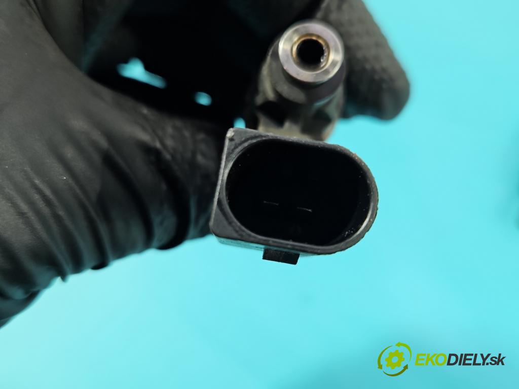 Skoda Octavia II 2004-2013 1.6 FSI 116 HP manual 85 kW 1598 cm3 5- vstrek 03C906036A (Vstrekovač paliva)