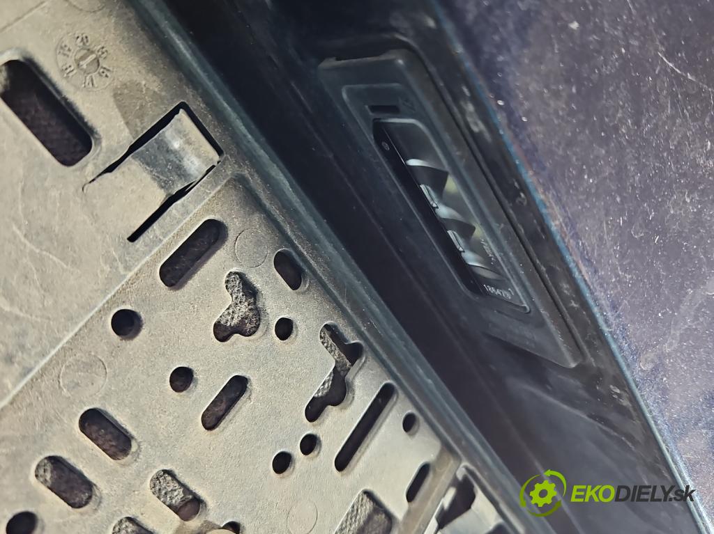 Vw Golf VII 2012-2020 1.4 TSI 122 hp manual 90 kW 1395 cm3 5- zadní kufrové dveře  (Zadní kapota (kufr))