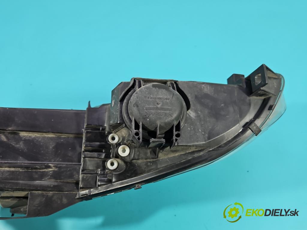 Smart Forfour I 2004-2006 1.3 16V 95 HP manual 70 kW 1332 cm3 5- Reflektor: pravý 0301207222 (Svetlo predné pravé)