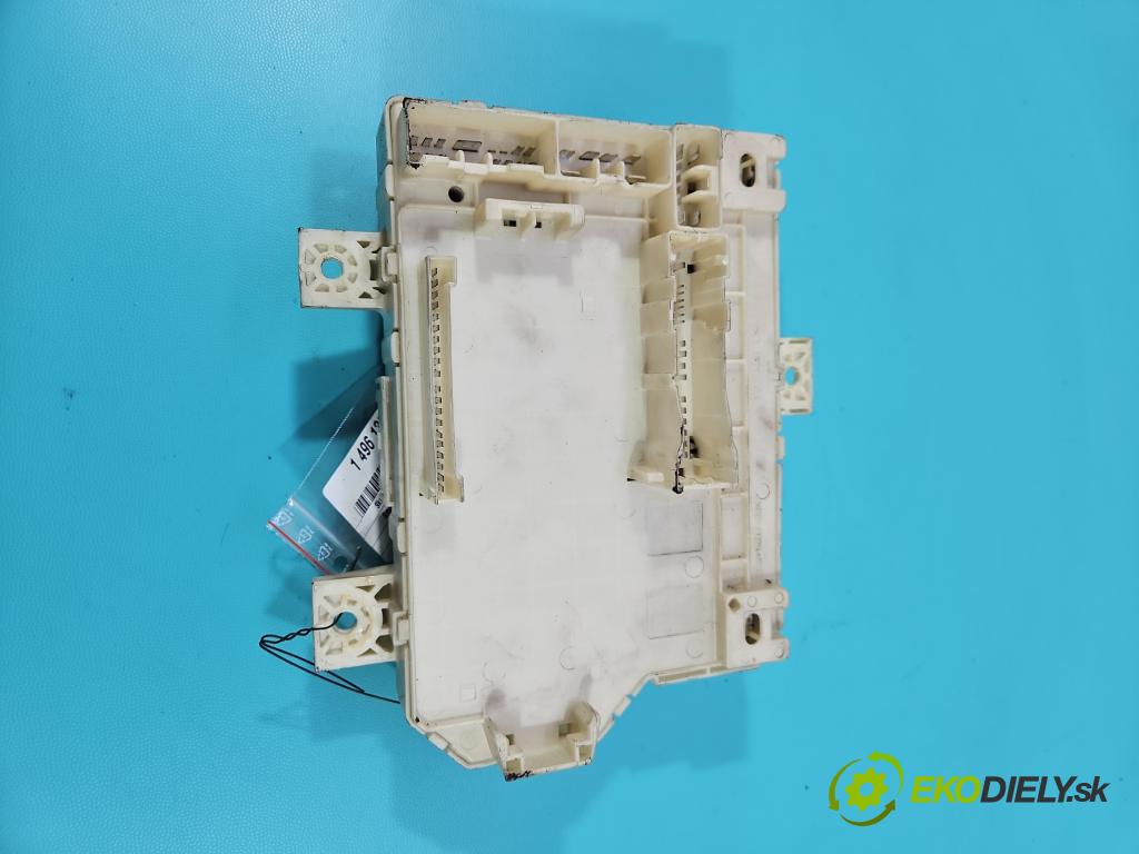 Smart Forfour I 2004-2006 1.3 16V 95 hp manual 70 kW 1332 cm3 5- skříňka pojistková A4545400324 (Pojistková skříňka)