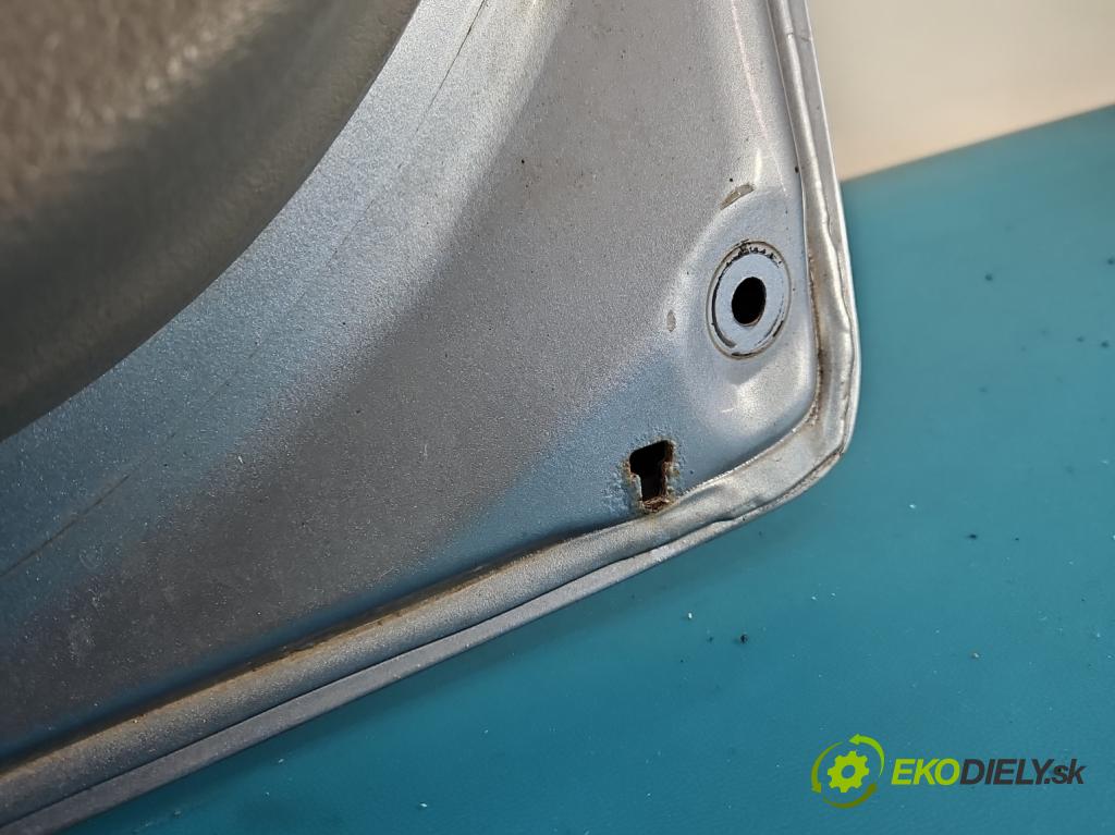 Mazda 2 I 2003-2007 1.2 16V 75 hp manual 55 kW 1242 cm3 5- zadní kufrové dveře  (Zadní kapota (kufr))