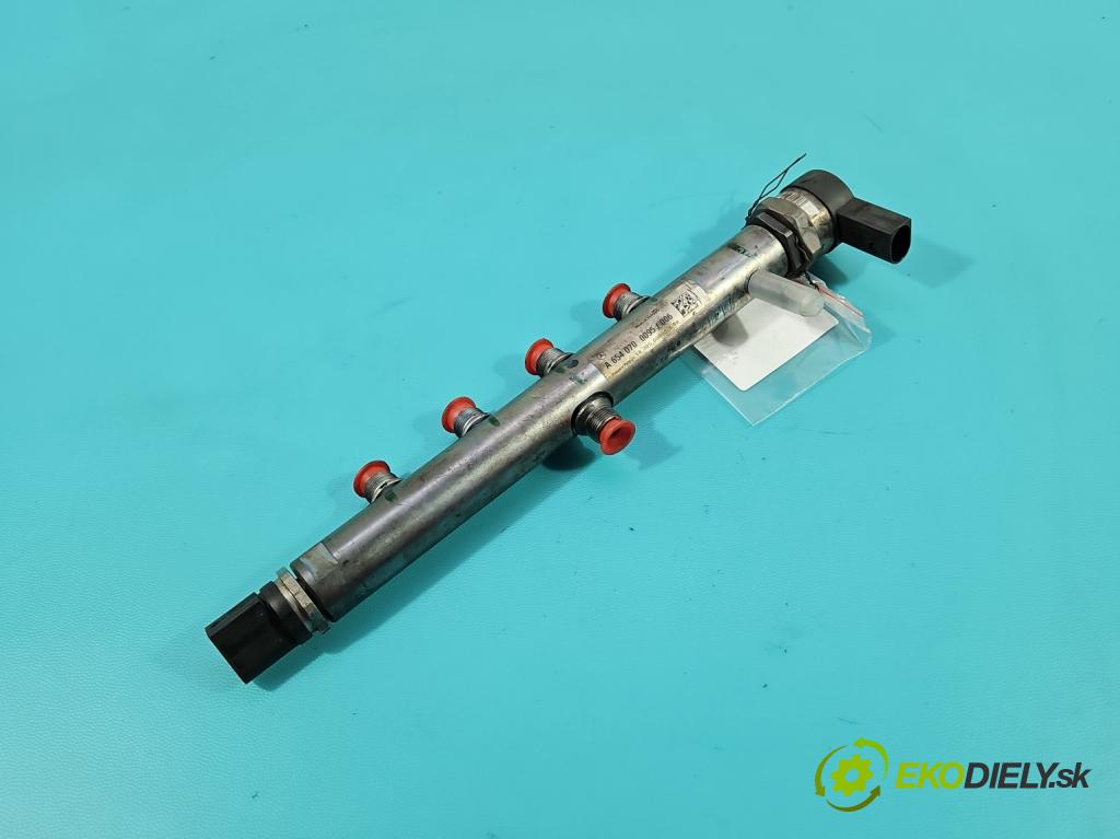 Mercedes E W213 2016-2023 2.0 CDI 194KM: automatic 143 kW 1950 cm3 5- lišta vstrekovacia A6540700095 (Vstrekovacia lišta)