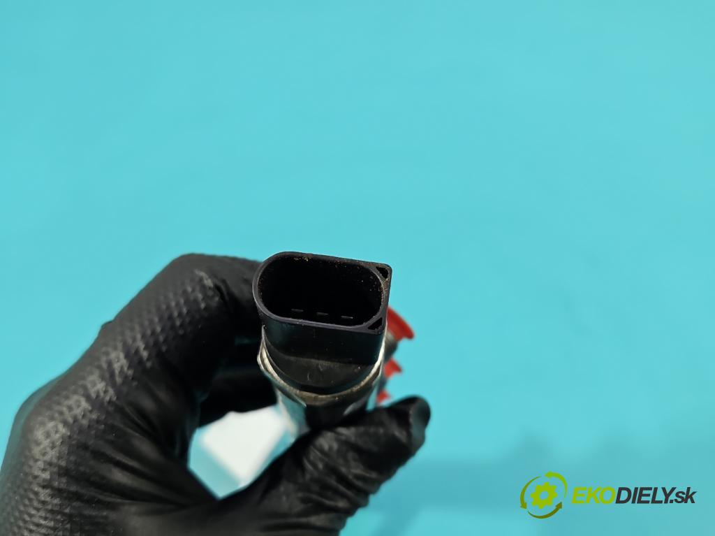 Mercedes E W213 2016-2023 2.0 CDI 194KM: automatic 143 kW 1950 cm3 5- lišta vstrekovacia A6540700095 (Vstrekovacia lišta)