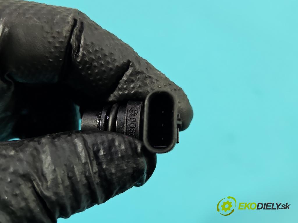 Mercedes E W213 2016-2023 2.0 CDI 194KM automatic 143 kW 1950 cm3 5- snímač pozice: hřídele vačkový A6549052400 (Snímač polohy klikového hřídele)