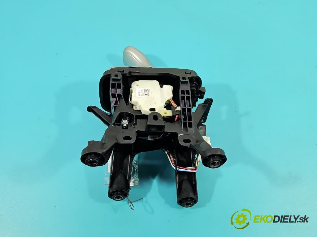 Mitsubishi Outlander III 2012-2022 2.4 135 HP automatic 99 kW 2360 cm3 5- Páka: Změny: stupeň,rýchlosť 2400A355 (Rýchlostná páka (kulisa))