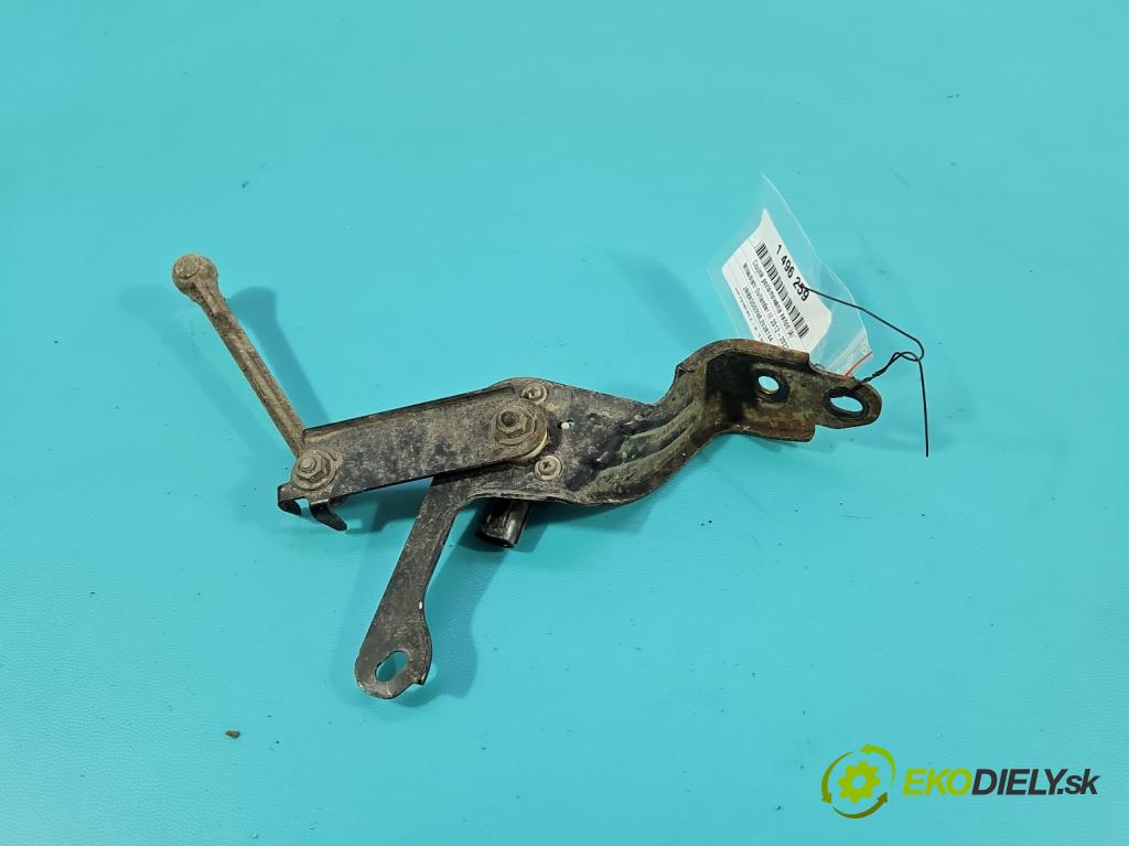 Mitsubishi Outlander III 2012-2022 2.4 135 HP automatic 99 kW 2360 cm3 5- snímač nastavenia xenon A155733-2 (Snímač)