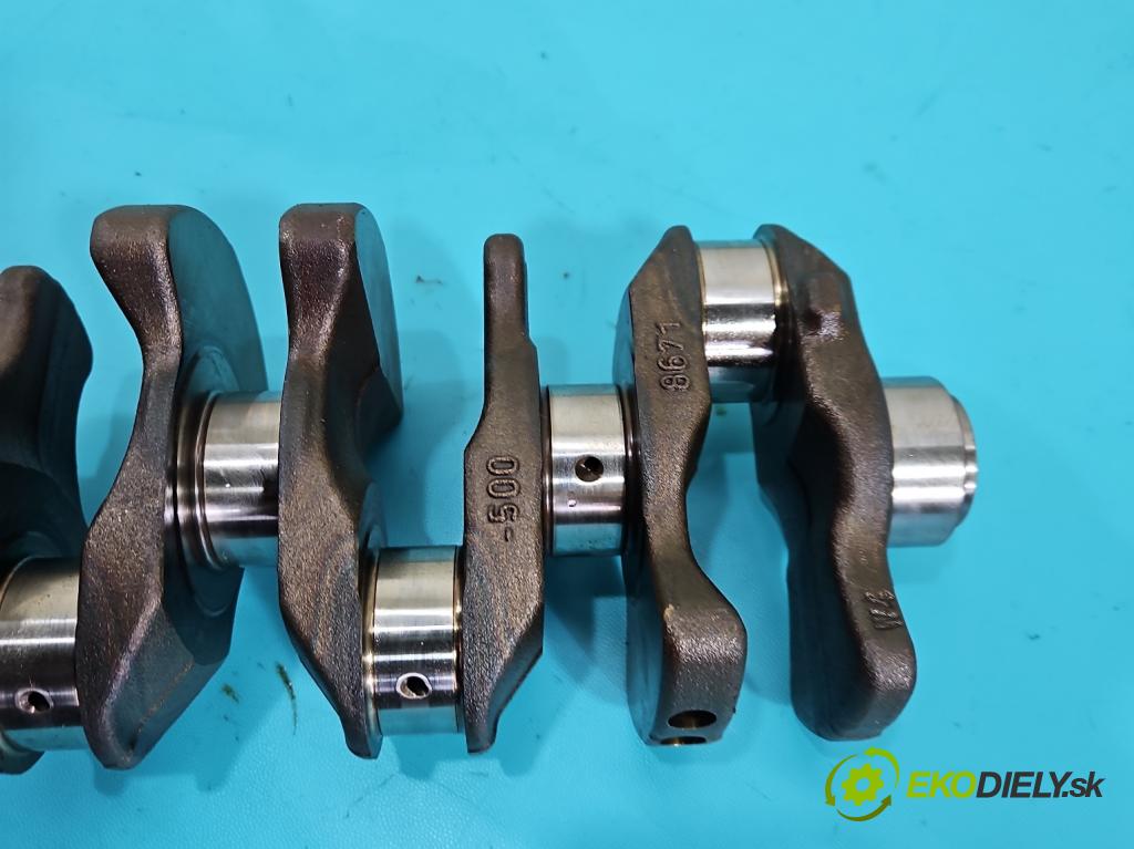 Bmw 3 G20 2018- 2.0 T 184hp automatic 135 kW 1998 cm3 4- Hřídel: kľukový B48B20A (Blok motora ostatné)