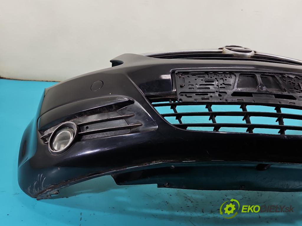 Opel Corsa D 2006-2014 1.3 cdti 90 hp manual 66 kW 1248 cm3 5- nárazník přední  (Klika dveří ostatní)