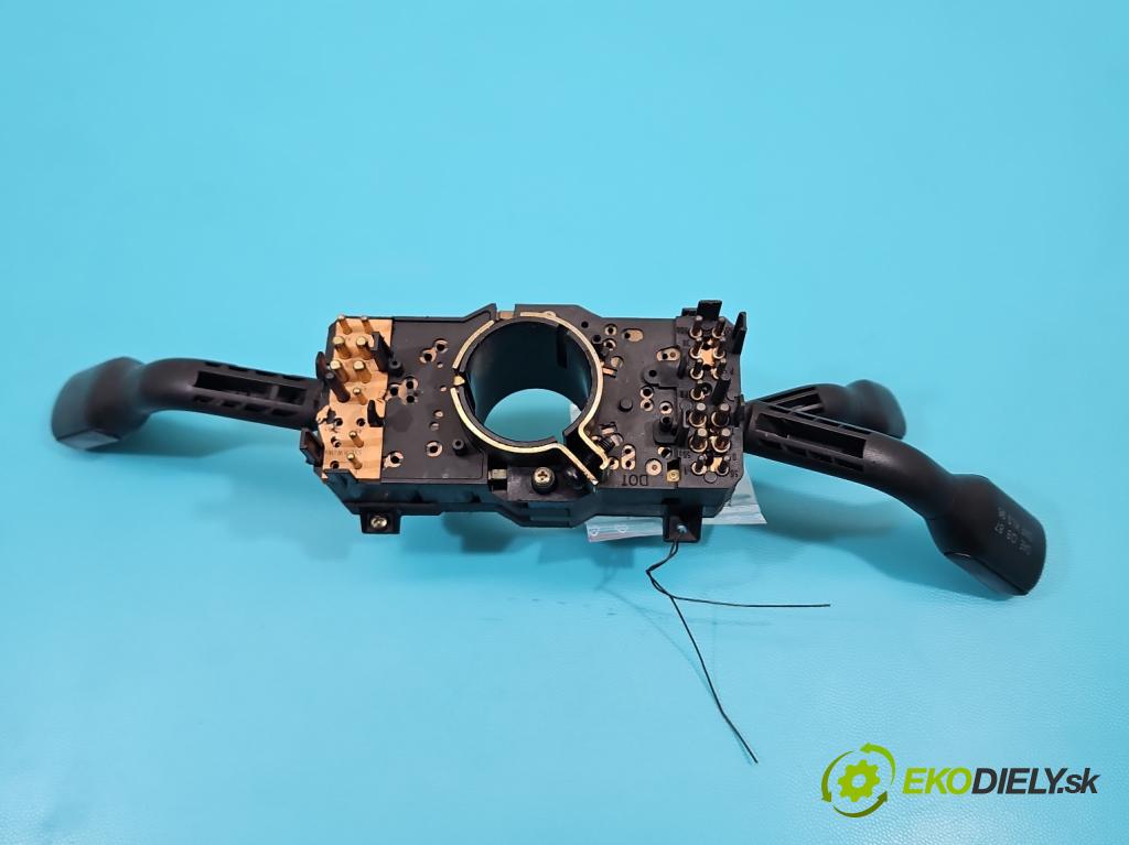 Audi 80 B4 1991-1994 1.9 tdi 90 HP manual 66 kW 1896 cm3 4- prepínač komplex: 443953513L (Prepínacie páčky pod volantom)