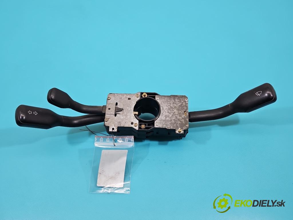 Audi 80 B4 1991-1994 1.9 tdi 90 HP manual 66 kW 1896 cm3 4- prepínač komplex: 443953513L (Prepínacie páčky pod volantom)