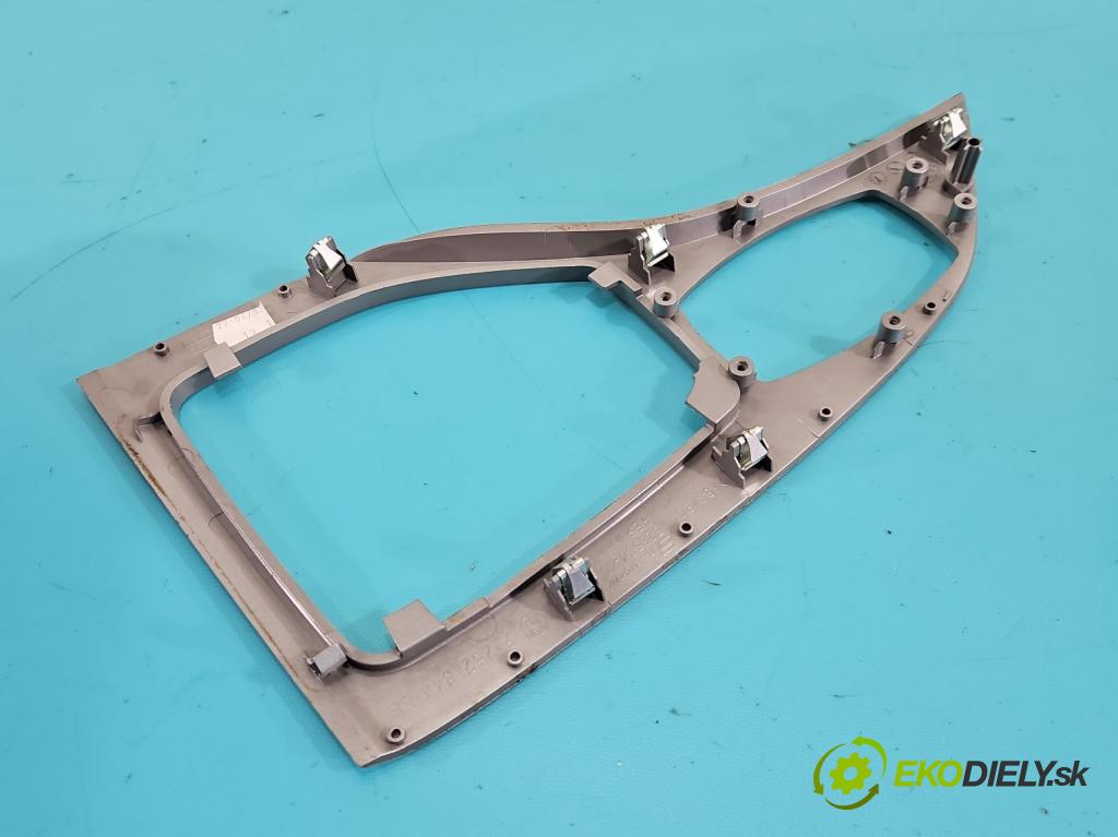 Bmw X1 E84 2009-2015 2.0d 143 hp automatic 105 kW 1995 cm3 5- lišta ozdobná interiéry: