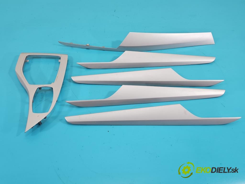 Bmw X1 E84 2009-2015 2.0d 143 hp automatic 105 kW 1995 cm3 5- lišta ozdobná interiéry: 