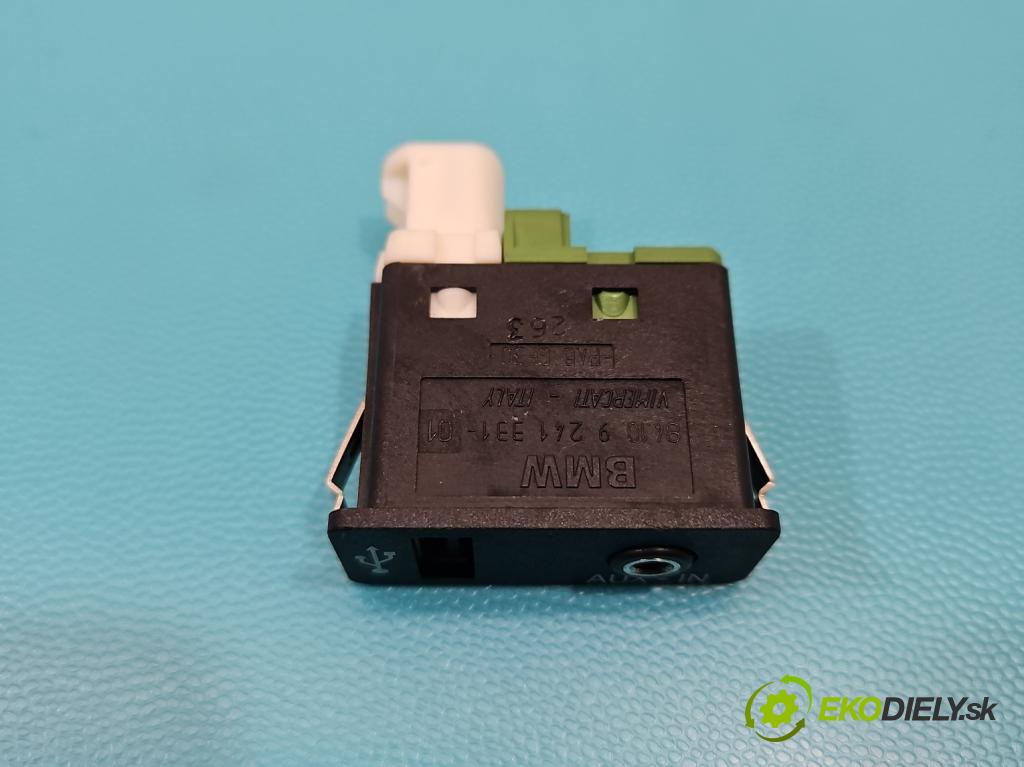 Bmw X1 E84 2009-2015 2.0d 143 hp automatic 105 kW 1995 cm3 5- zásuvka USB 9241331