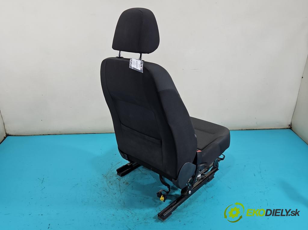 Vw Golf VII 2012-2020 1.4 TSI 122 HP manual 90 kW 1395 cm3 5- Sedačka ľavý  (Sedadlo)